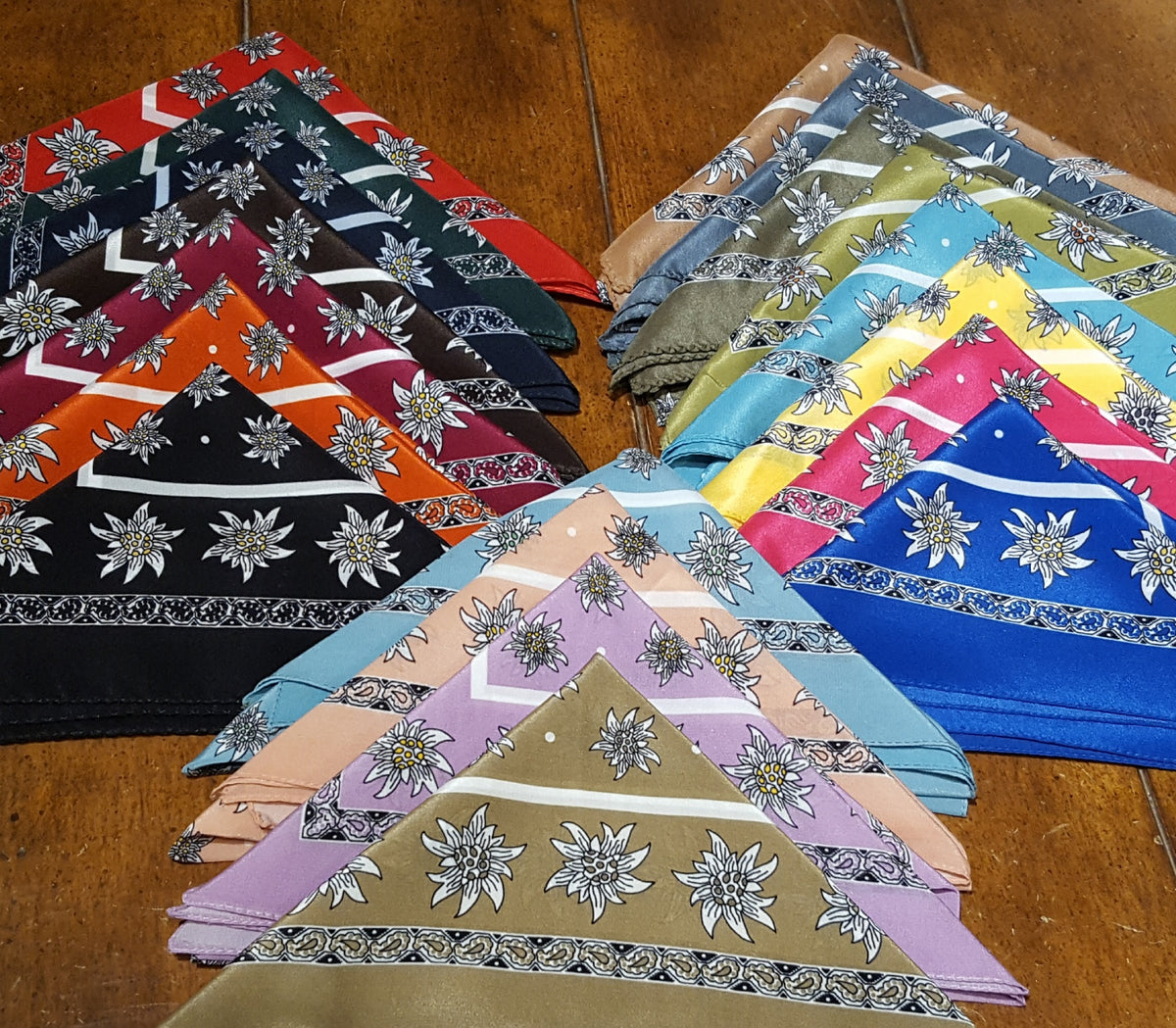 Serre-foulard Vintage Motif Edelweiss En Relief Couleur Or - Occasion, Style Rétro