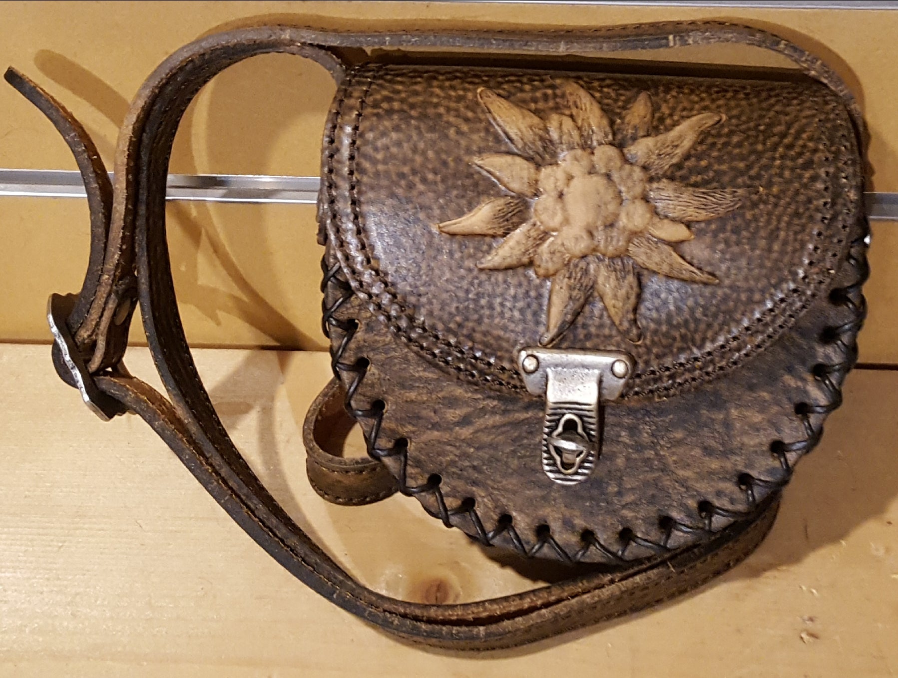 Mini Hand Stitched Edelweiss Handbags – Alpen Schatz