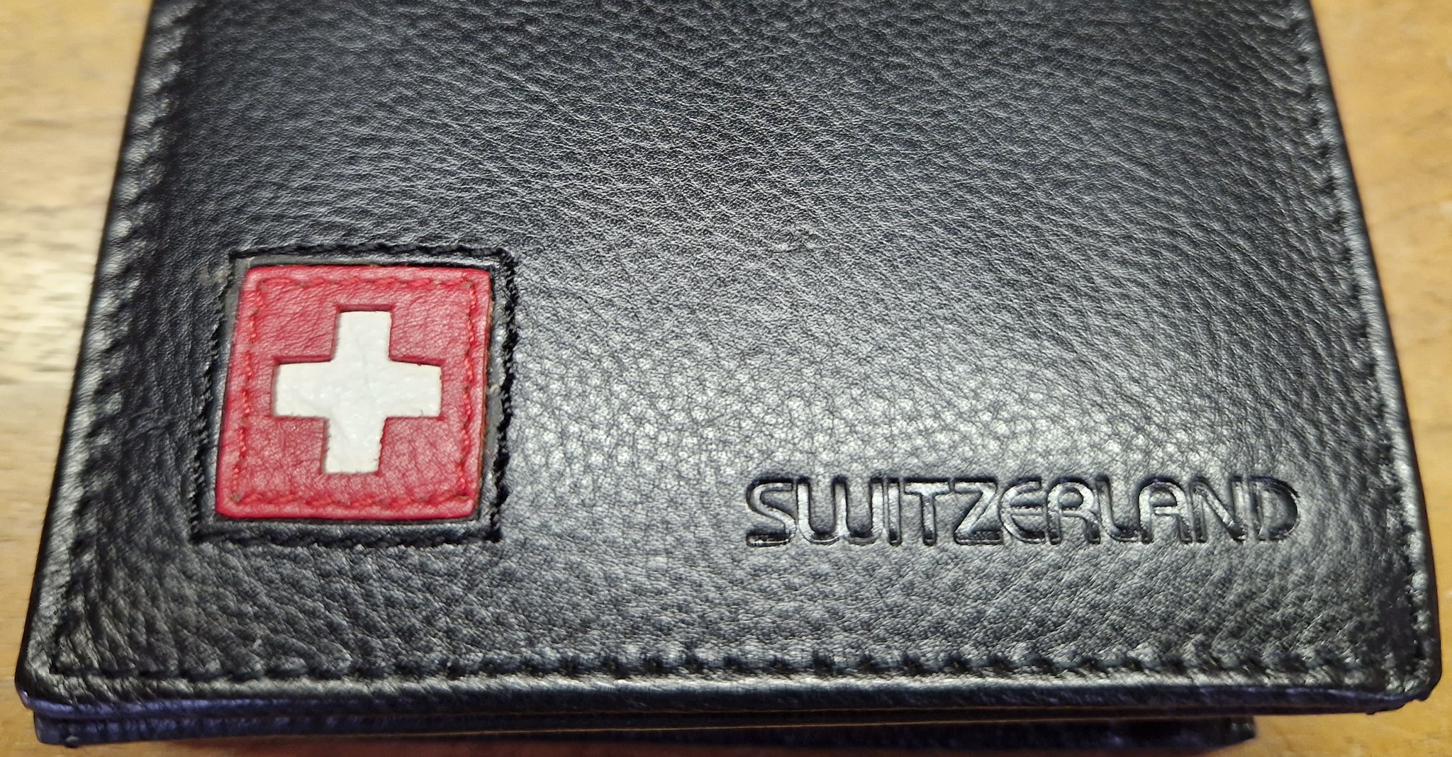 Swiss Leather Wallet - Black & Red Trifold – Alpen Schatz