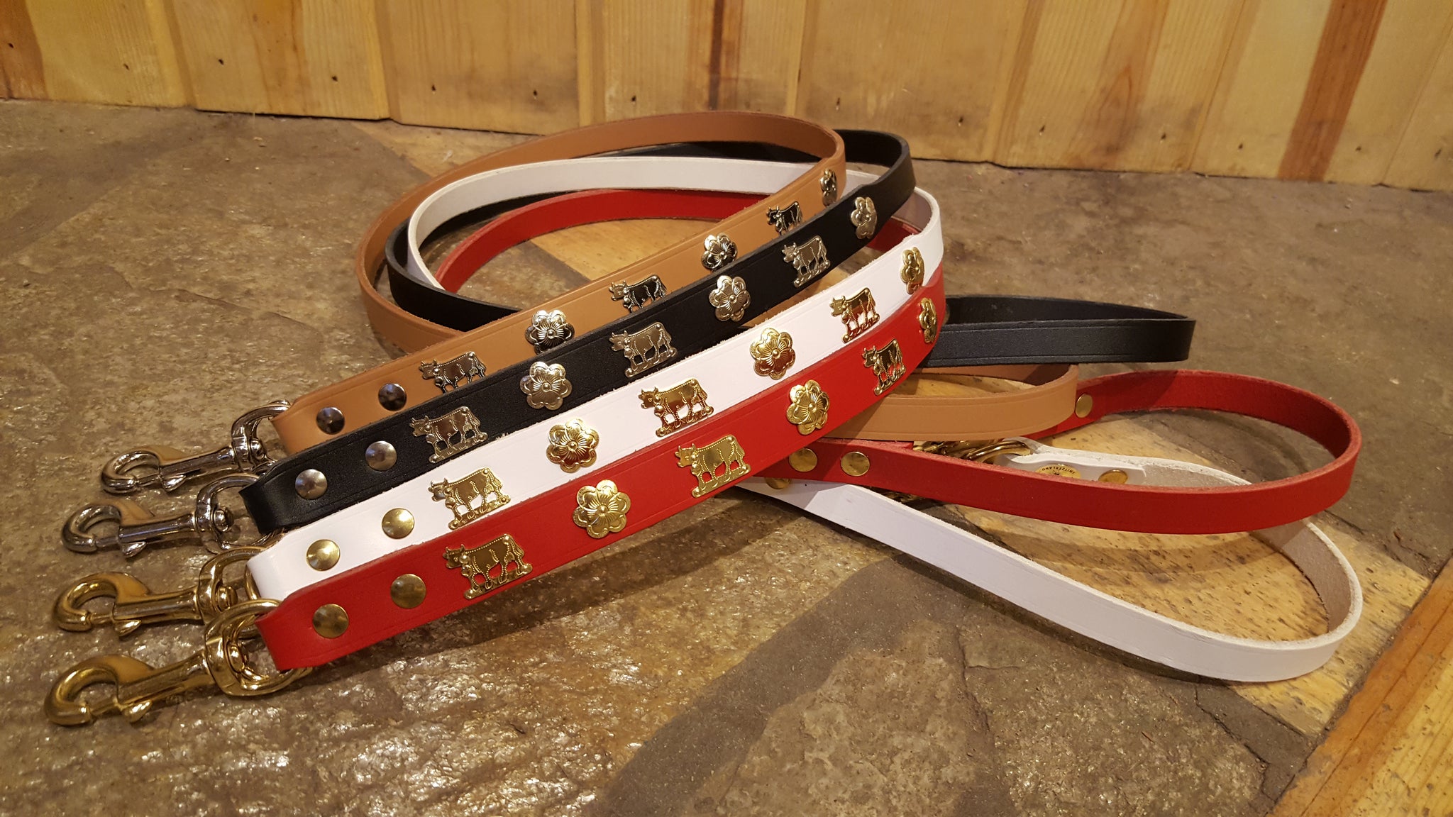 Louis Vuitton Dog Collar and Leash